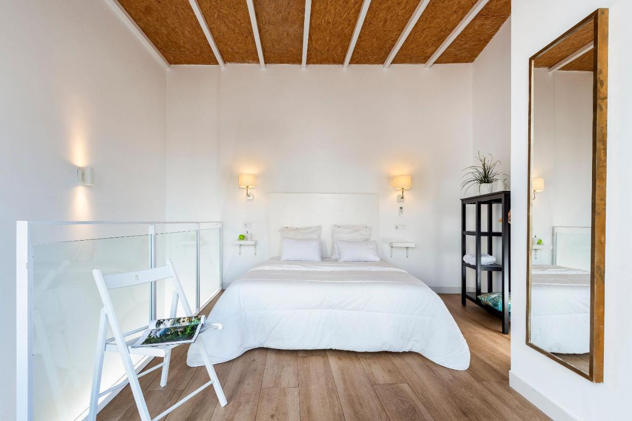 Hsh Suites Santa Catalina Sevilha Exterior foto